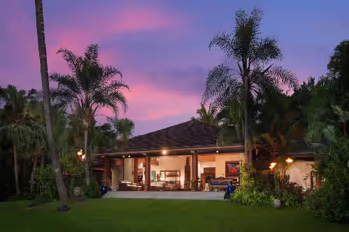 Hokukano Bayhouse - KBM Resorts Presents: Stunning Ocean Front Estate Home right on Keauhou Bay!!