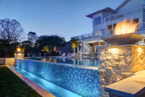 Above Nashville Lakeside Oasis I Lakefront | Pool&Spa | Game Room I Services