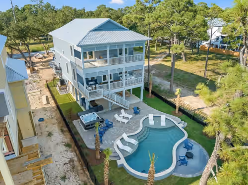 Lux Waterfront Home, Free Heated Pool, Hot Tub&Fire Pit, Pier/Boat Dock, Views!!