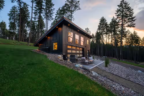 The Overlook at Flathead Lake 5 Homes + Wedding Venue