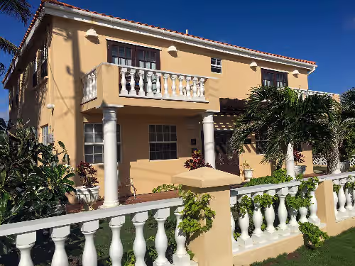 Luxury Villa With Pool, Outdoor Beds on Cliff Top Near Crane Beach