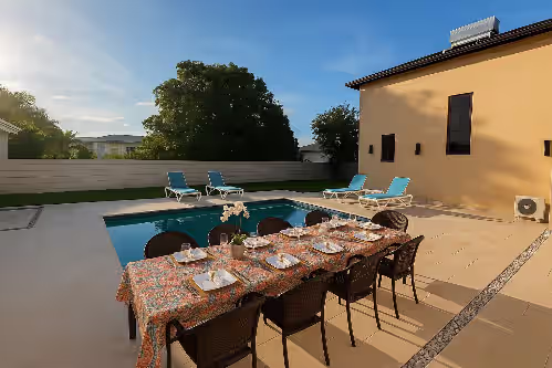 Clearview Estate 7 bedrooms with pool & AC